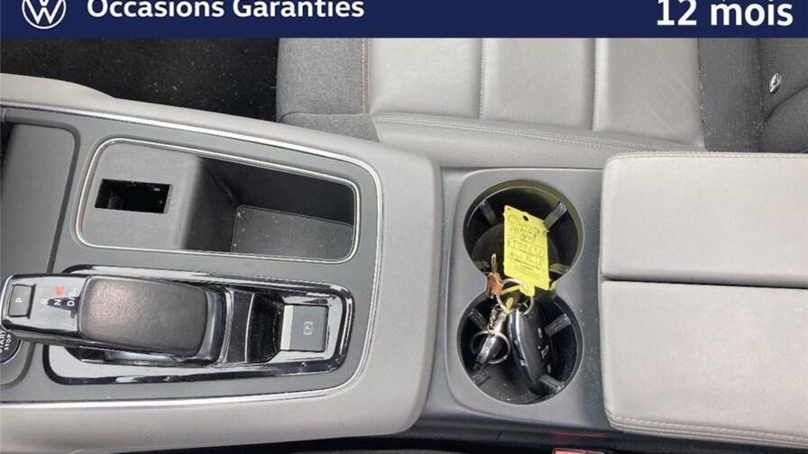 Mandataire Automobile occasion, recherche de Citroen C5-aircross-hybride-rechargeable-225-s-s-e-eat8-shine-pack - E-Motors