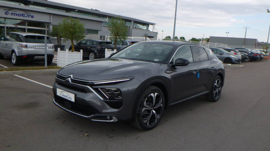 Avis-mandataire-auto-Emotors-Citroen-C5-x-Hybride-rechargeable-225cv-shine-pack-plus-toit.