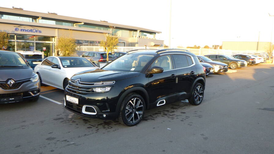 Avis-mandataire-auto-Emotors-Citroen-C5-aircross-Shine-pack-bluehdi-130-s-s-eat8-plus-park-assist-plus-toit-panoramique.