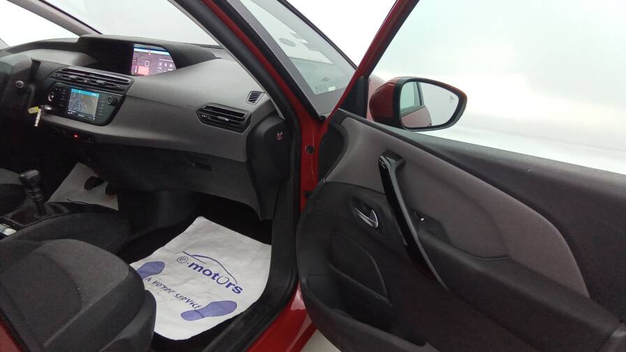 Mandataire Automobile occasion, recherche de Citroen Grand-c4-spacetourer-puretech-130-feel-plus-cam-ra-plus-pdc-ar-av - E-Motors