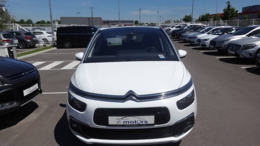 Avis-mandataire-auto-Emotors-Citroen-Grand-c4-picasso-Live-bluehdi-120-s-s-plus-gps.