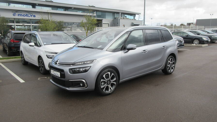 Avis-mandataire-auto-Emotors-Citroen-Grand-c4-spacetourer-Shine-pack-bluehdi-130-s-s-plus-toit-panoramique.