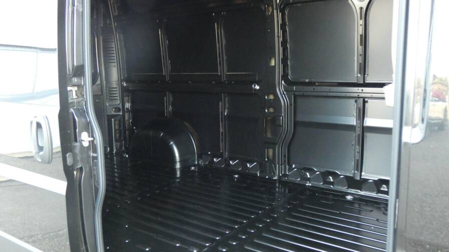 Mandataire Automobile neuf, recherche de Citroen Jumper-fourgon-tole-35-l2h2-140-s-s-bvm6 - E-Motors