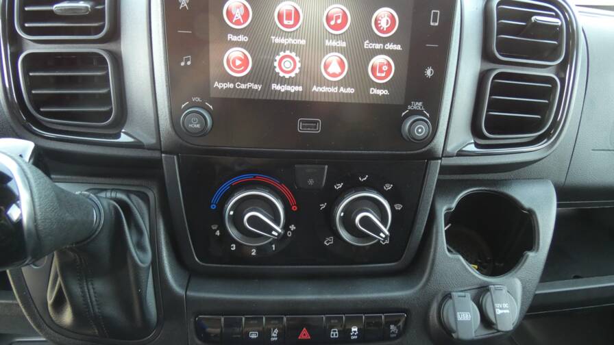 Mandataire Automobile neuf, recherche de Citroen Jumper-fourgon-tole-35-l2h2-140-s-s-bvm6 - E-Motors