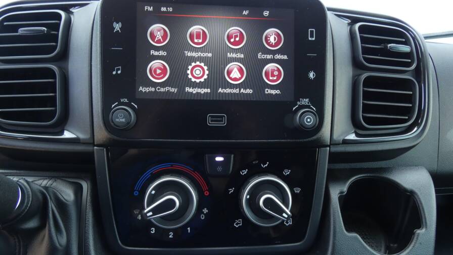 Mandataire Automobile neuf, recherche de Citroen Jumper-fourgon-tole-35-l2h2-180-s-s-bva8 - E-Motors