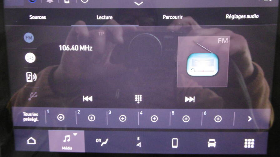 Mandataire Automobile occasion, recherche de Citroen Jumper-fourgon-tole-35-l2h2-140-s-s-bvm6-4-portes-vul-diesel112023-en-cours - E-Motors