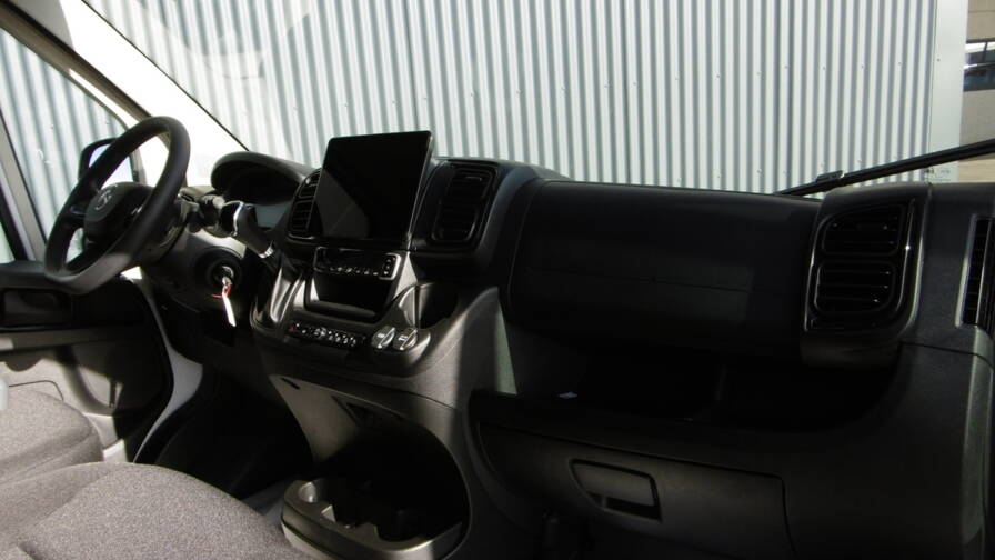 Mandataire Automobile occasion, recherche de Citroen Jumper-fourgon-tole-35-l2h2-140-s-s-bvm6-4-portes-vul-diesel112023-en-cours - E-Motors
