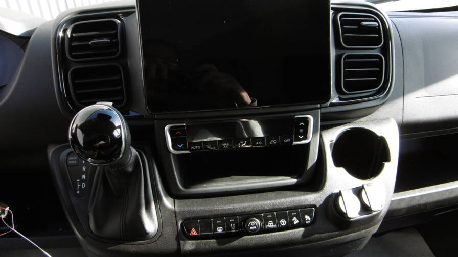 Mandataire Automobile occasion, recherche de Citroen Jumper-fourgon-tole-35-l2h2-140-s-s-bvm6-4-portes-vul-diesel112023-en-cours - E-Motors