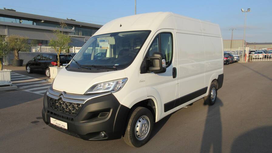 Avis-mandataire-auto-Emotors-Citroen-Jumper-fourgon-Club-35-l2h2-bluehdi-130-plus-gps-cam-ra.