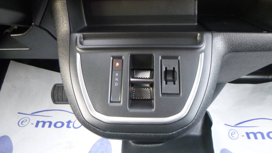 Mandataire Automobile utilitaire, recherche de Citroen Jumpy-cabine-approfondie-m-bluehdi-180-s-s-eat8-5pl-plus-gps-plus-cam-plus-porte-lat-rale-gauche-plus-pack-look - E-Motors