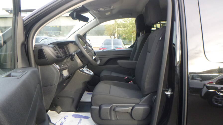 Mandataire Automobile utilitaire, recherche de Citroen Jumpy-cabine-approfondie-m-bluehdi-180-s-s-eat8-5pl-plus-gps-plus-cam-plus-porte-lat-rale-gauche-plus-pack-look - E-Motors