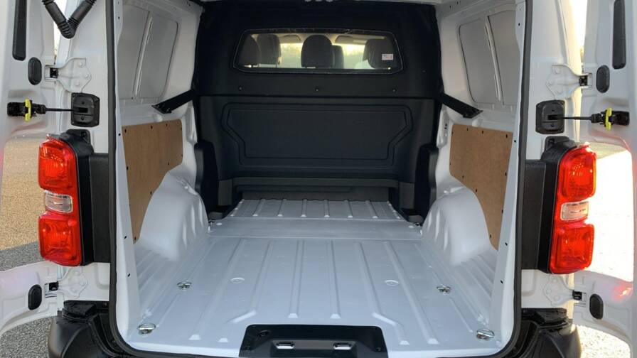 Mandataire Automobile neuf, recherche de Citroen Jumpy-cabine-approfondie-nouveau-xl-bhdi-145-bvm6 - E-Motors