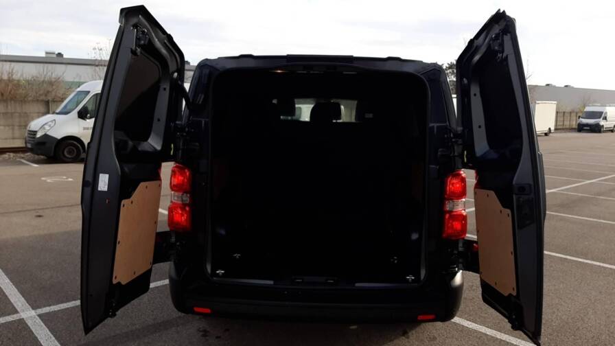 Mandataire Automobile neuf, recherche de Citroen Jumpy-cabine-approfondie-nouveau-xl-bhdi-145-bvm6 - E-Motors