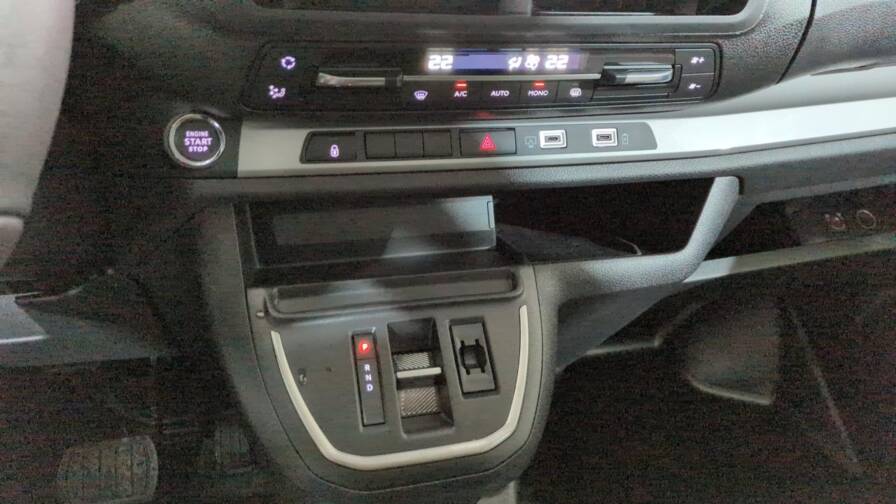 Mandataire Automobile neuf, recherche de Citroen Jumpy-fourgon-cab-approfondie-xl-bluehdi-180-s-s-eat8-5pl-plus-pack-premium-connect-plus-plancher-bois - E-Motors