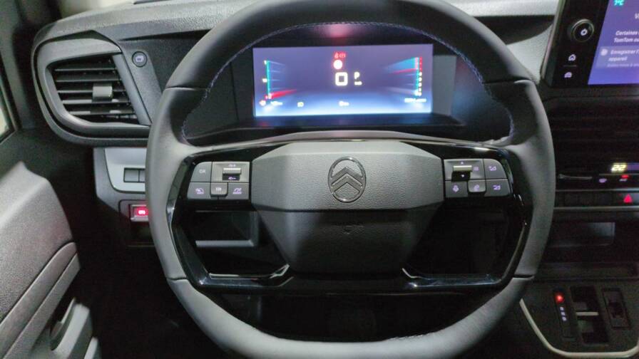 Mandataire Automobile neuf, recherche de Citroen Jumpy-fourgon-cab-approfondie-xl-bluehdi-180-s-s-eat8-5pl-plus-pack-premium-connect-plus-plancher-bois - E-Motors