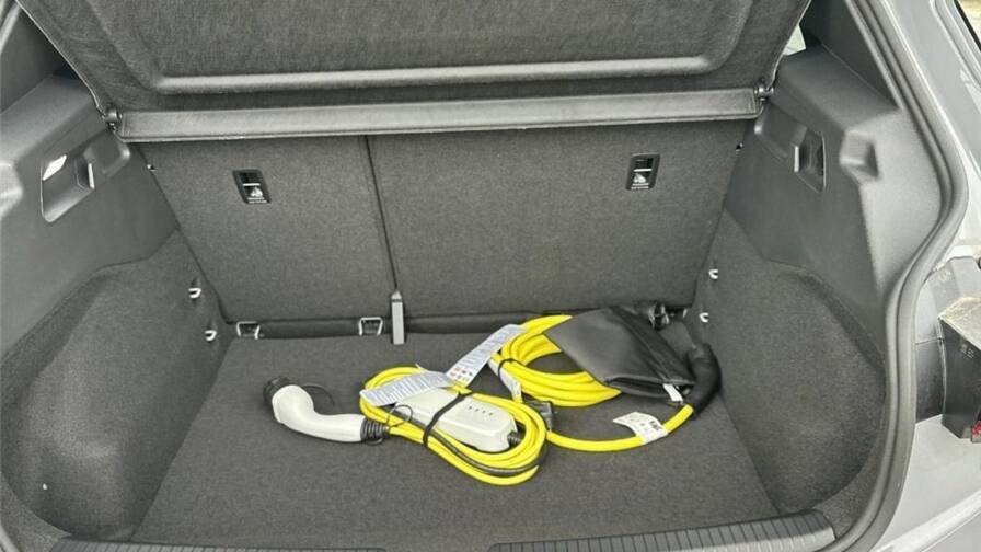 Mandataire Automobile neuf, recherche de Cupra Born-230-ch-batterie-xl-v - E-Motors