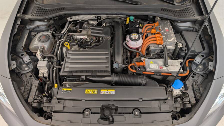 Mandataire Automobile occasion, recherche de Cupra Leon-1-4-e-hybrid-245-ch-dsg6-vz - E-Motors