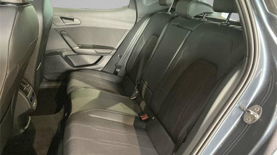 Mandataire Automobile neuf, recherche de Cupra Leon-1-5-etsi-hybrid-150-ch-dsg7-v - E-Motors