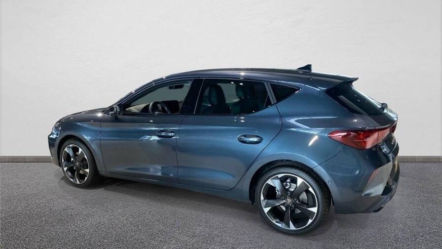 Mandataire Automobile neuf, recherche de Cupra Leon-1-5-etsi-hybrid-150-ch-dsg7-v - E-Motors