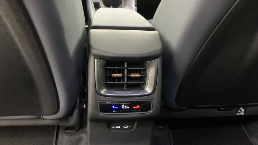 Mandataire Automobile neuf, recherche de Cupra Terramar-1-5-ehybrid-204-ch-dsg6-v - E-Motors