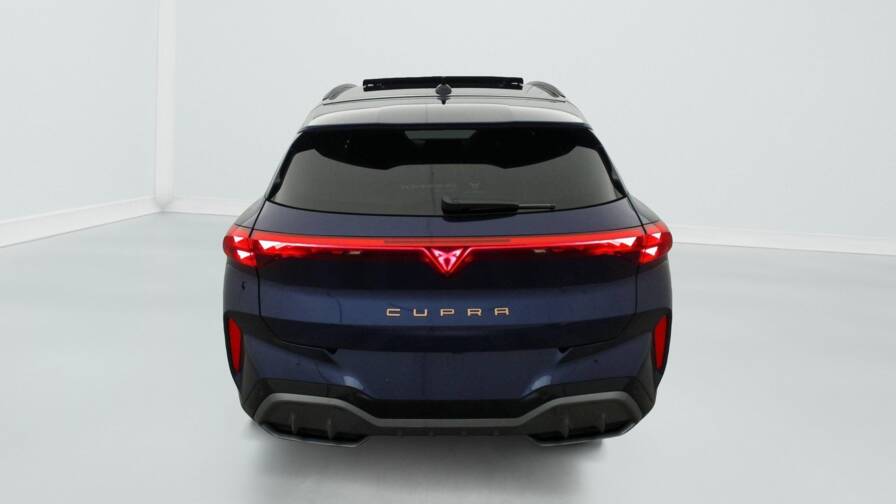 Mandataire Automobile neuf, recherche de Cupra Terramar-1-5-etsi-hybrid-150-ch-dsg7-v - E-Motors