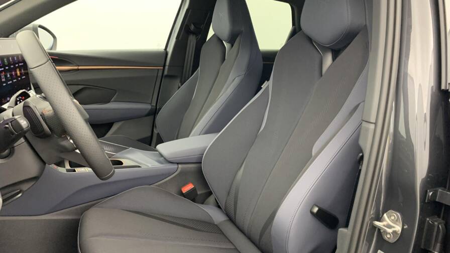 Mandataire Automobile neuf, recherche de Cupra Terramar-1-5-etsi-hybrid-150-ch-dsg7-v - E-Motors