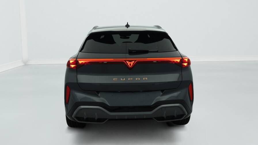 Mandataire Automobile neuf, recherche de Cupra Terramar-1-5-etsi-hybrid-150-ch-dsg7-v - E-Motors