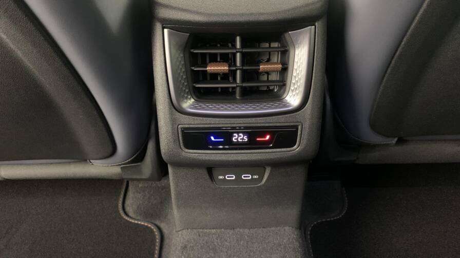 Mandataire Automobile neuf, recherche de Cupra Terramar-1-5-etsi-hybrid-150-ch-dsg7-v - E-Motors