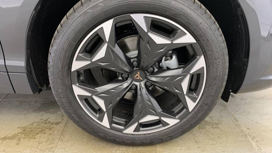 Mandataire Automobile neuf, recherche de Cupra Terramar-1-5-etsi-hybrid-150-ch-dsg7-v - E-Motors