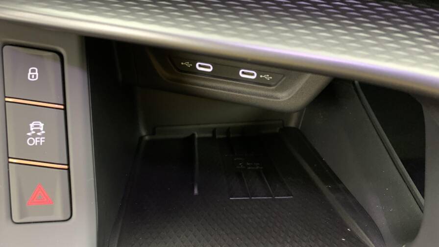 Mandataire Automobile neuf, recherche de Cupra Terramar-1-5-etsi-hybrid-150-ch-dsg7-v - E-Motors