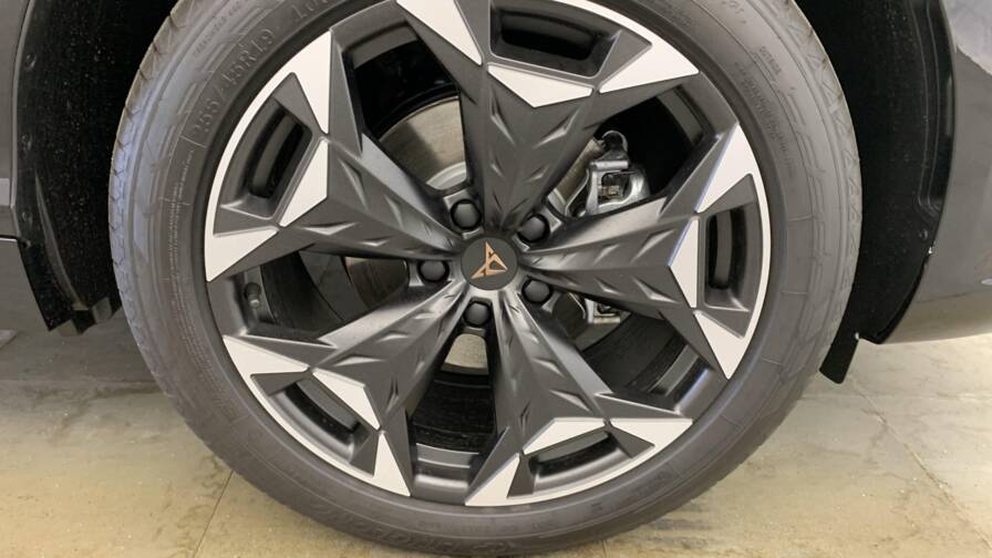 Mandataire Automobile neuf, recherche de Cupra Terramar-1-5-etsi-hybrid-150-ch-dsg7-v - E-Motors