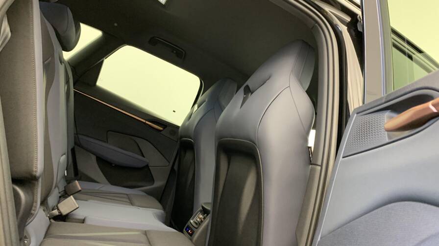 Mandataire Automobile neuf, recherche de Cupra Terramar-1-5-etsi-hybrid-150-ch-dsg7-v - E-Motors