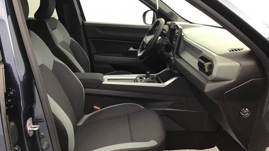 Mandataire Automobile occasion, recherche de Dacia Bigster-hybrid-155-extreme5-portes-vp-essence-courant-lectrique012025-en-cours - E-Motors