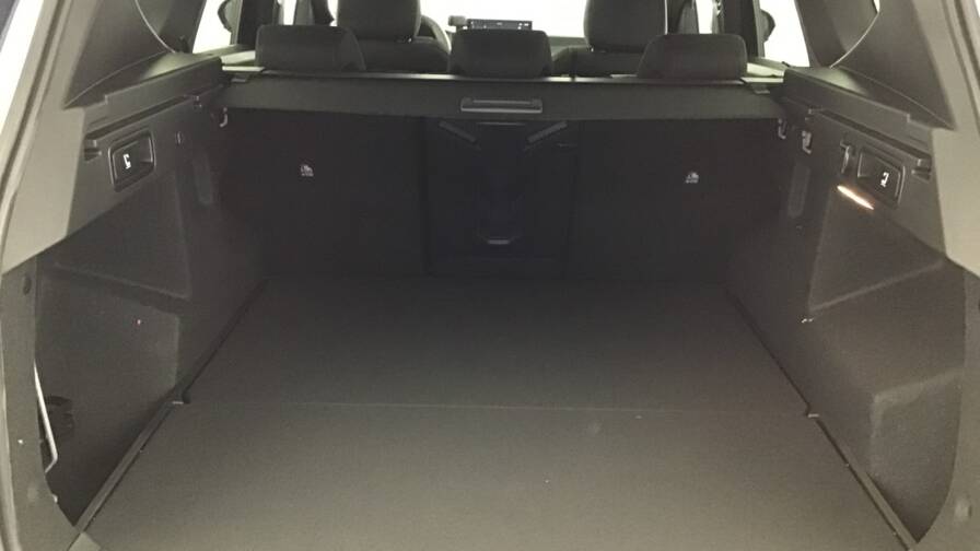 Mandataire Automobile occasion, recherche de Dacia Bigster-hybrid-155-extreme5-portes-vp-essence-courant-lectrique012025-en-cours - E-Motors