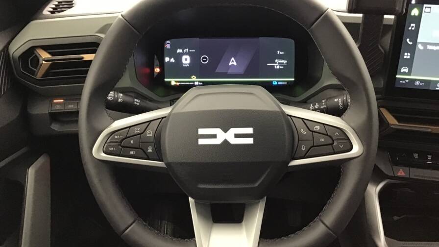 Mandataire Automobile occasion, recherche de Dacia Bigster-hybrid-155-extreme5-portes-vp-essence-courant-lectrique012025-en-cours - E-Motors