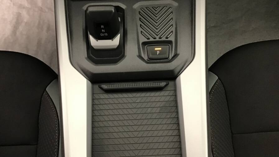 Mandataire Automobile occasion, recherche de Dacia Bigster-hybrid-155-extreme5-portes-vp-essence-courant-lectrique012025-en-cours - E-Motors