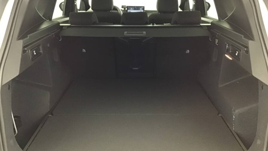 Mandataire Automobile occasion, recherche de Dacia Bigster-hybrid-155-extreme5-portes-vp-essence-courant-lectrique012025-en-cours - E-Motors