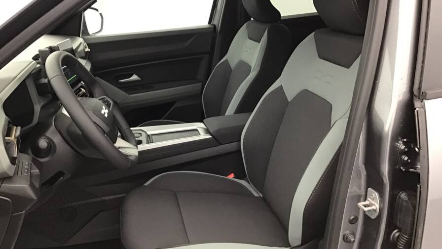 Mandataire Automobile occasion, recherche de Dacia Bigster-hybrid-155-extreme5-portes-vp-essence-courant-lectrique012025-en-cours - E-Motors