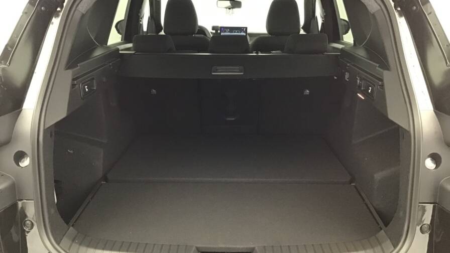 Mandataire Automobile occasion, recherche de Dacia Bigster-hybrid-155-extreme5-portes-vp-essence-courant-lectrique012025-en-cours - E-Motors