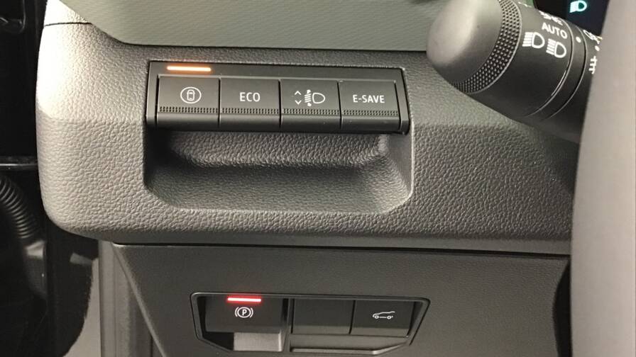 Mandataire Automobile occasion, recherche de Dacia Bigster-hybrid-155-extreme5-portes-vp-essence-courant-lectrique012025-en-cours - E-Motors