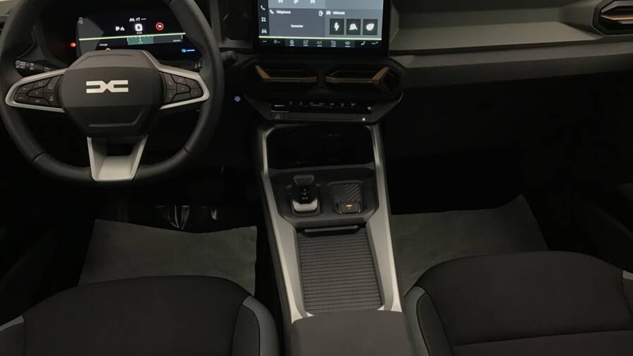 Mandataire Automobile occasion, recherche de Dacia Bigster-hybrid-155-extreme5-portes-vp-essence-courant-lectrique012025-en-cours - E-Motors