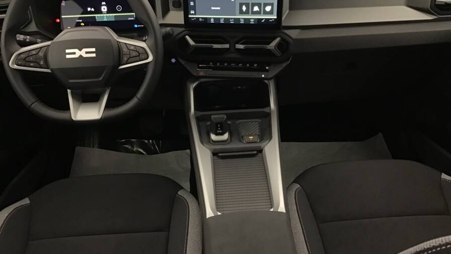 Mandataire Automobile occasion, recherche de Dacia Bigster-hybrid-155-journey5-portes-vp-essence-courant-lectrique012025-en-cours - E-Motors