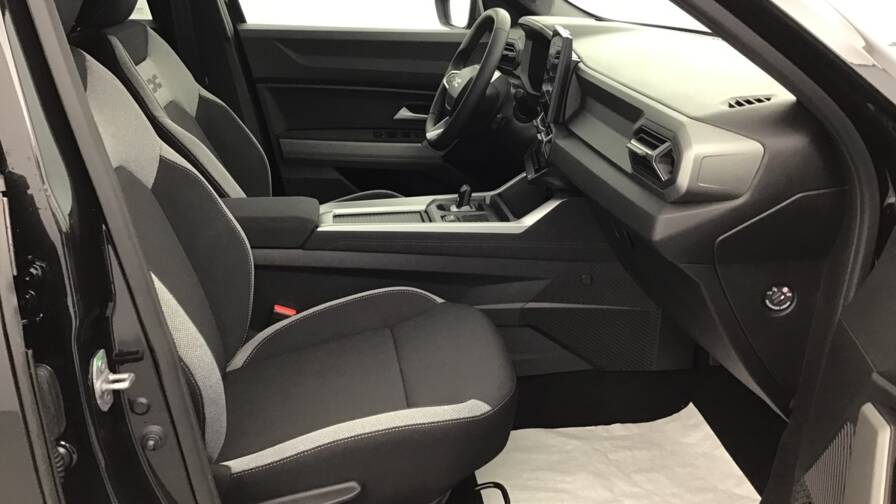 Mandataire Automobile occasion, recherche de Dacia Bigster-hybrid-155-journey5-portes-vp-essence-courant-lectrique012025-en-cours - E-Motors