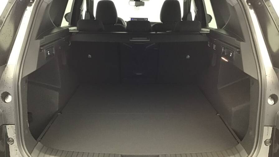 Mandataire Automobile occasion, recherche de Dacia Bigster-hybrid-155-journey5-portes-vp-essence-courant-lectrique012025-en-cours - E-Motors