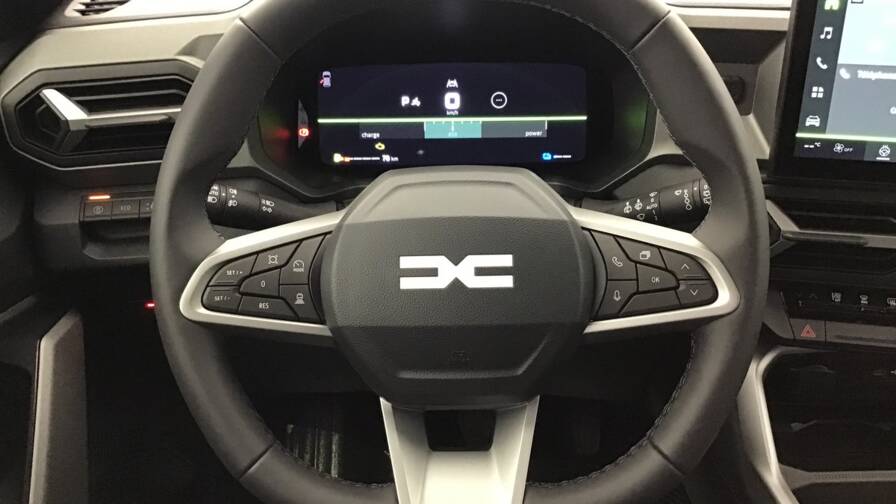 Mandataire Automobile occasion, recherche de Dacia Bigster-hybrid-155-journey5-portes-vp-essence-courant-lectrique012025-en-cours - E-Motors