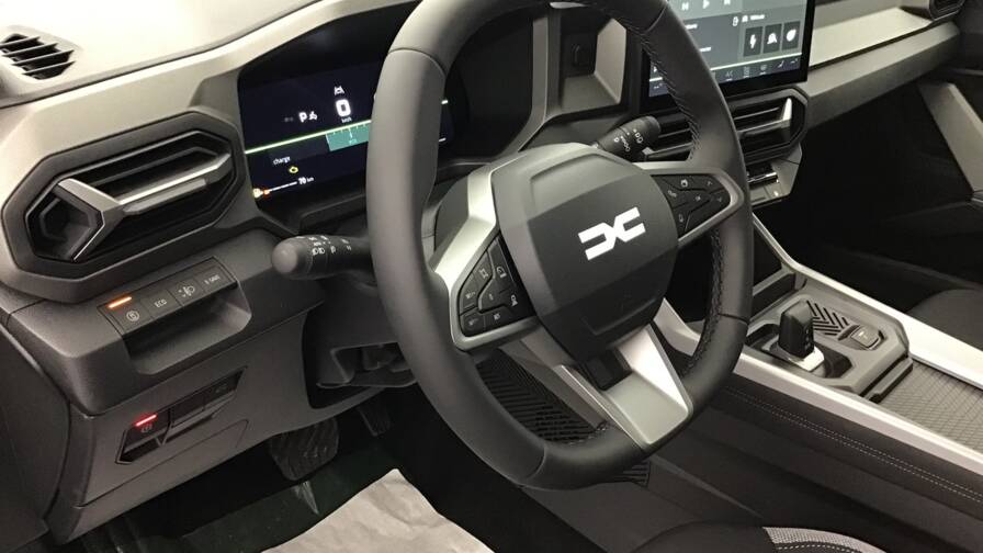 Mandataire Automobile occasion, recherche de Dacia Bigster-hybrid-155-journey5-portes-vp-essence-courant-lectrique012025-en-cours - E-Motors