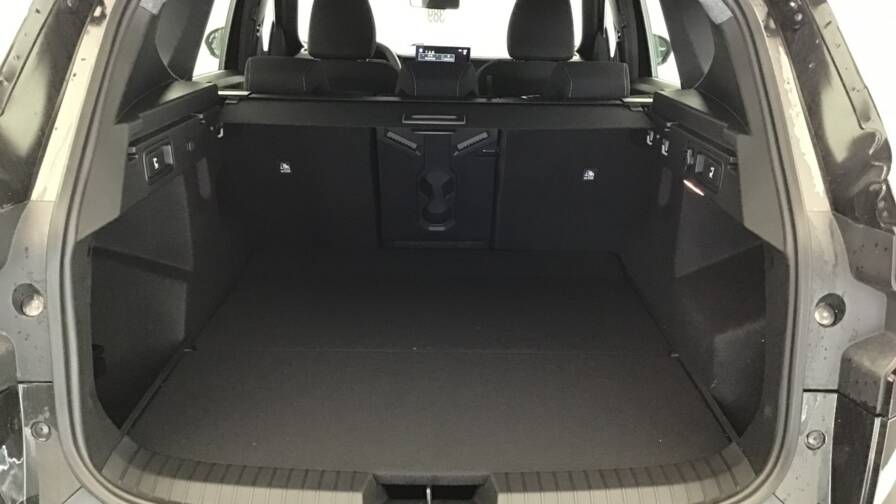 Mandataire Automobile occasion, recherche de Dacia Bigster-mild-hybrid-130-4x4-expression5-portes-vp-essence-sans-plomb042025-en-cours - E-Motors