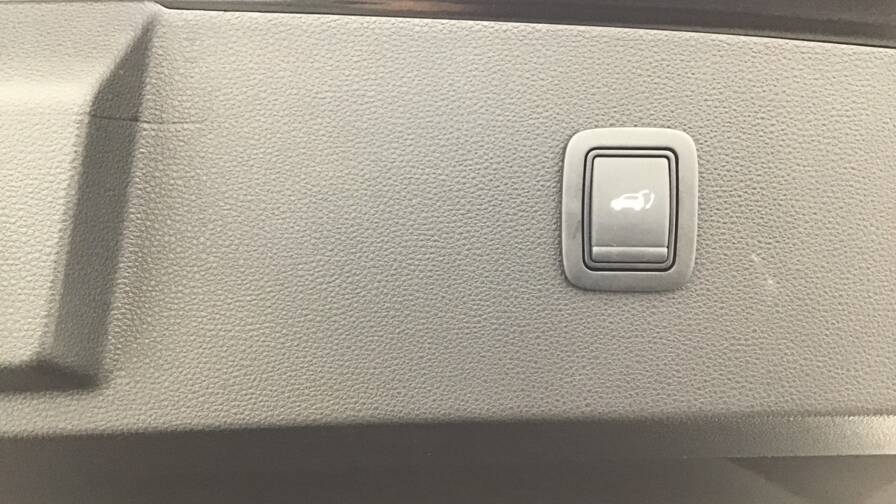 Mandataire Automobile occasion, recherche de Dacia Bigster-mild-hybrid-130-4x4-extreme5-portes-vp-essence-sans-plomb042025-en-cours - E-Motors