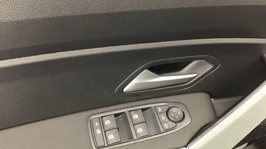 Mandataire Automobile occasion, recherche de Dacia Bigster-mild-hybrid-130-4x4-extreme5-portes-vp-essence-sans-plomb042025-en-cours - E-Motors