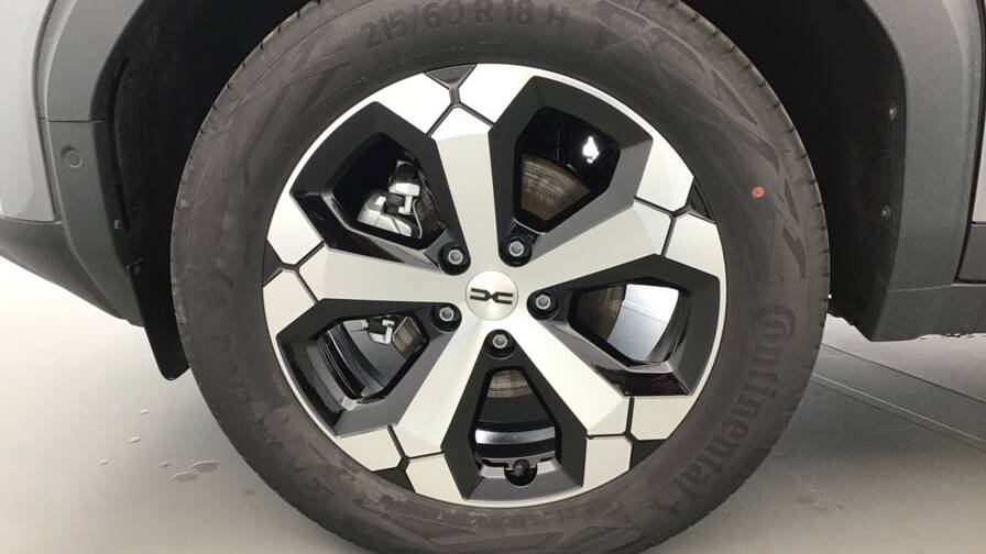 Mandataire Automobile occasion, recherche de Dacia Bigster-mild-hybrid-140-journey5-portes-vp-essence-sans-plomb042025-en-cours - E-Motors